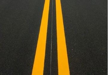 在對襄陽道路標(biāo)線進行施工時，這些方面要注意！